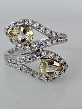 Rare Golden Beryl & White Zircon Ring Sterling Silver Rhodium Overlay Size 8!